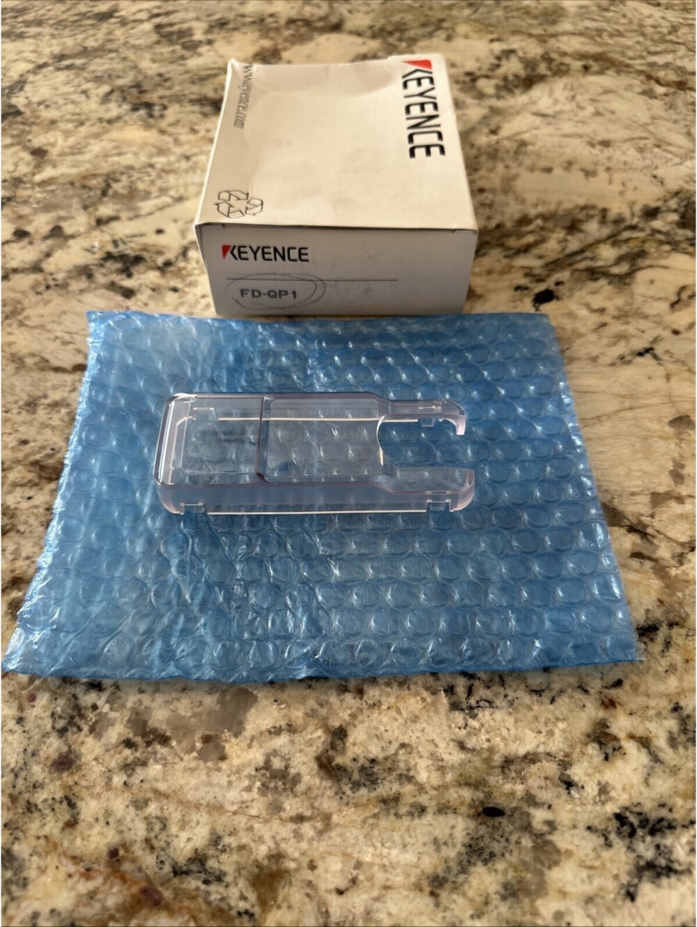 Keyence flow sensor protection cover FD-QP1 NEW + FAST SHIPPING